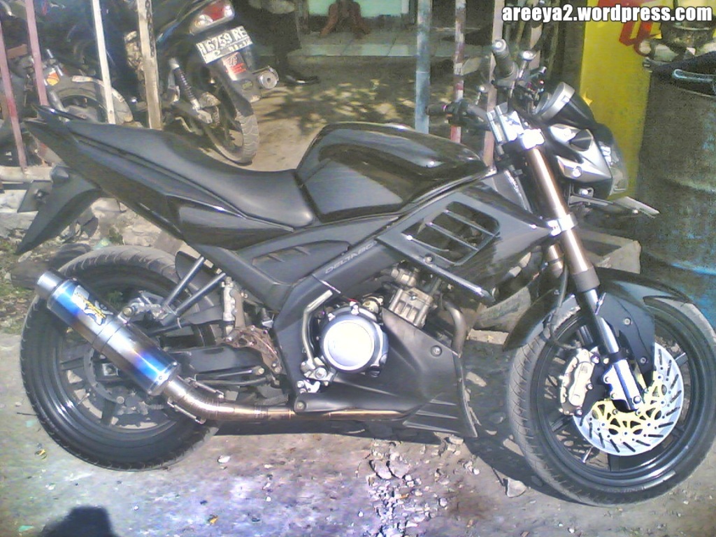 Modifikasi Motor Yamaha Oktober 2013
